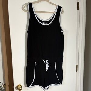 Xersion Black and White Women's Romper